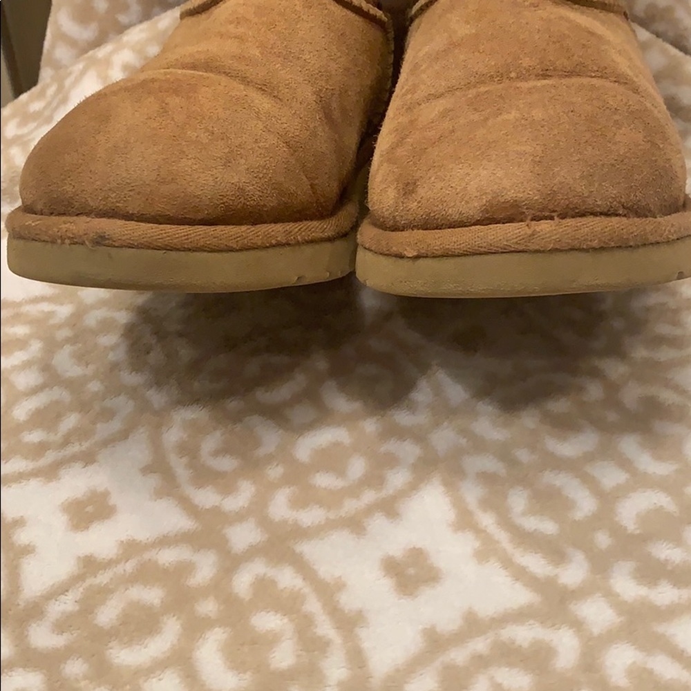 Genuine Ugg Chestnut Bailey Button Shearling Boot - image 6